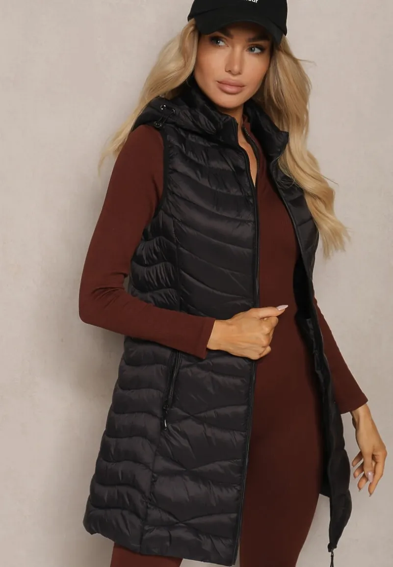 Czarna Kamizelka Pikowana z Kieszeniami i Odpinanym Kapturem Sailenne