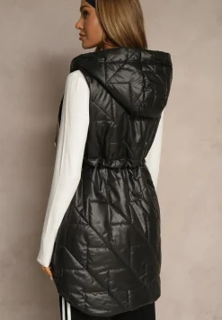 Czarna Kamizelka z Lekkim Pikowaniem i Kapturem Nieodpinanym Lisarivia