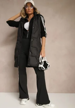 Czarna Kamizelka z Pikowaniem Ściągaczami i Kapturem z Możliwością Odpięcia Norinvia