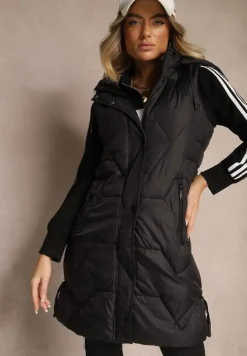 Czarna Kamizelka z Pikowaniem Ściągaczami i Kapturem z Możliwością Odpięcia Norinvia