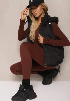 Czarna Kamizelka z Sorony z Kapturem i Kieszeniami z Pikowanym Przeszyciem Nairora