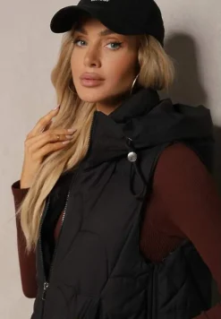 Czarna Kamizelka z Sorony z Kapturem i Kieszeniami z Pikowanym Przeszyciem Nairora