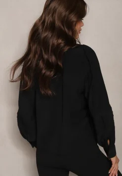 Czarna Koszula z Koronkowym Zdobieniem na Dekolcie i Rękawach Atilire