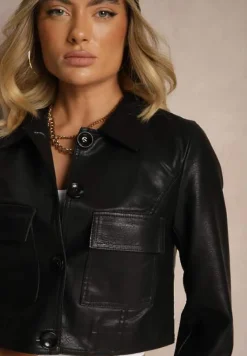 Czarna Koszulowa Kurtka z Ekoskóry o Krótkim Kroju z Kieszeniami Sesadoris