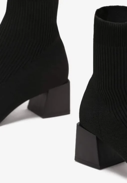 Czarne Botki za Kostkę z Elastycznego Materiału na Geometrycznym Słupku Aidara