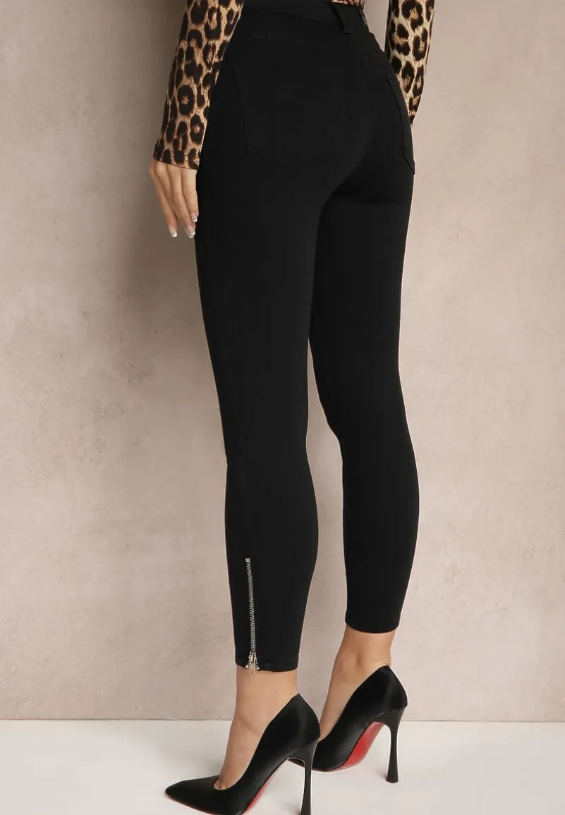 Czarne Jeansy o Kroju Skinny Zdobione Aplikacją Delanille