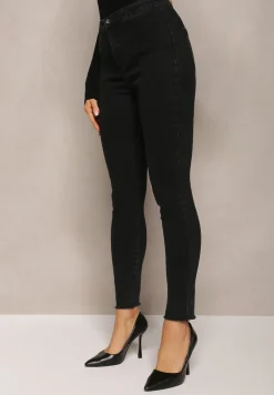 Czarne Jeansy Skinny z Postrzępionymi Nogawkami Caladwena