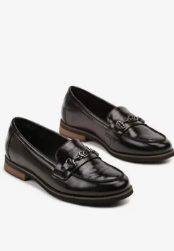 Czarne Mokasyny Skórzane Lakierowane z Ozdobą Meralia