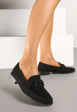 Czarne Mokasyny Vices z Perforacją z Wkładką ze Skóry Naturalnej Felithria