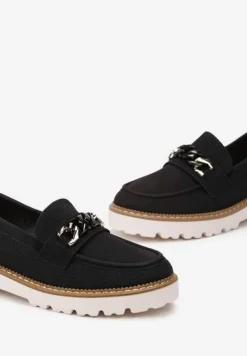 Czarne Mokasyny z Łańcuszkiem i Grubą Podeszwą Ferinla