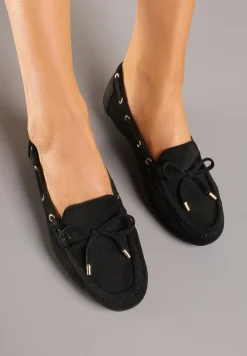 Czarne Mokasyny z Ekozamszu Zdobione Wiązaniem z Kokardą Sonilora