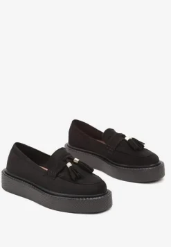 Czarne Mokasyny z Ekozamszu na Niskiej Platformie z Frędzlami na Noskach Relabrina