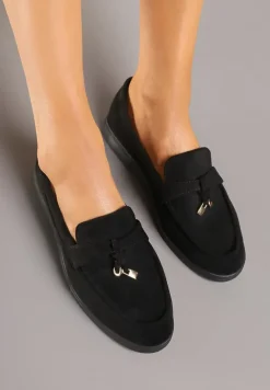 Czarne Mokasyny z Ekozamszu Zdobione Boho Aplikacją Sepiraella