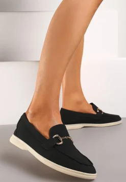 Czarne Mokasyny z Imitacji Zamszu z Ozdobną Klamrą i Przeszyciami Daneka