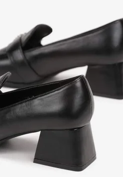 Czarne Mokasyny z Klamerką w Cyrkonie na Słupku Athephelia