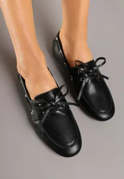 Czarne Mokasyny z Ozdobnym Wiązaniem Lanrive