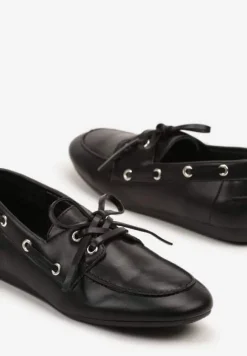 Czarne Mokasyny z Ozdobnym Wiązaniem Lanrive
