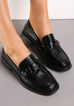Czarne Mokasyny z Tłoczeniem Skóry Krokodyla z Metalową Ozdobą i Skórzaną Wkładką Kareph
