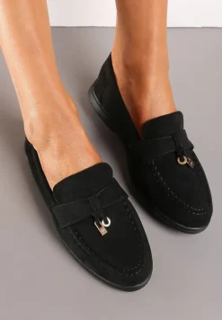 Czarne Mokasyny z Zawieszką w Kształcie Kłódki Lorniwas