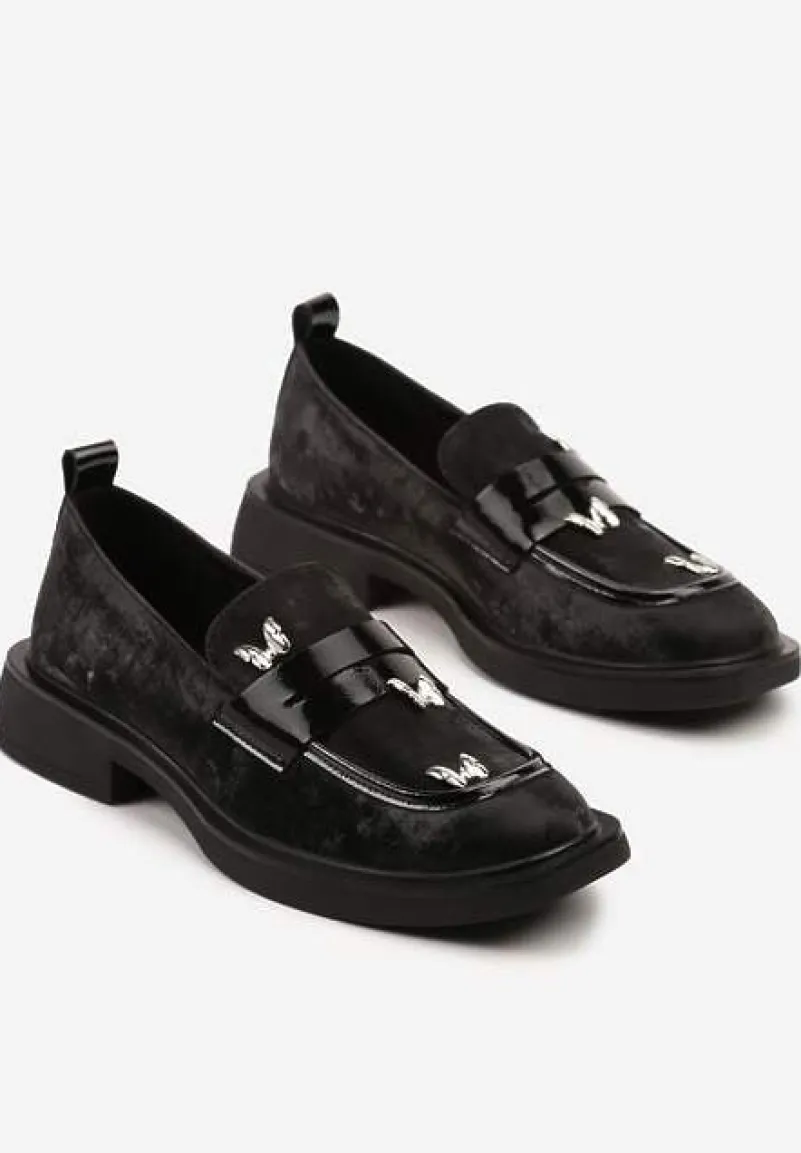 Czarne Mokasyny ze Srebrnymi Motylami i Skórzaną Wkładką Tunira