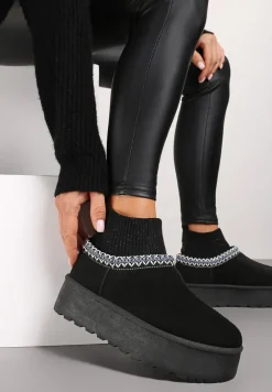 Czarne Śniegowce na Grubej Podeszwie ze Skarpetkową Wstawką i Haftem z Metaliczną Nicią Avirisa