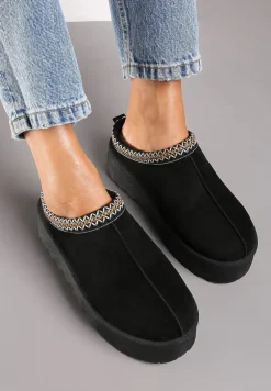 Czarne Śniegowce na Platformie z Ozdobnym Paskiem Lotiara