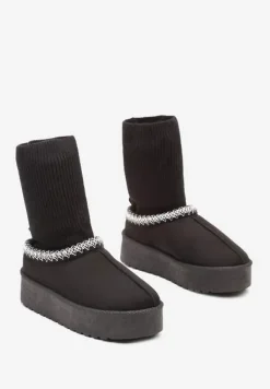 Czarne Śniegowce na Platformie z Ozdobną Dopasowaną Cholewką i Haftowanymi Obszyciami Tinnacilia