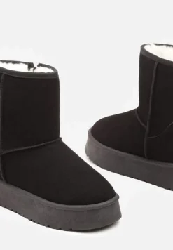 Czarne Śniegowce na Platformie z Ociepleniem Ozdobione Przeszyciami Tamirlin