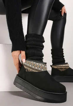 Czarne Śniegowce na Wysokiej Platformie Ozdobione Wzorzystą Wstawką Sinalora