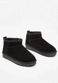 Czarne Śniegowce Skórzane na Płaskiej Podeszwie Mocno Ocieplane Vendrella