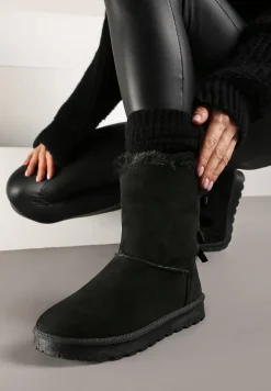 Czarne Śniegowce z Ekozamszu Ocieplane Futrem i Ozdobione Kokardką Emirania