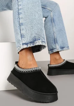 Czarne Śniegowce z Ekozamszu na Platformie z Niską Cholewką z Ozdobnym Haftem Garvia