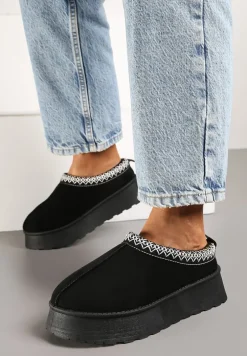 Czarne Śniegowce z Ekozamszu na Platformie z Niską Cholewką z Ozdobnym Haftem Garvia