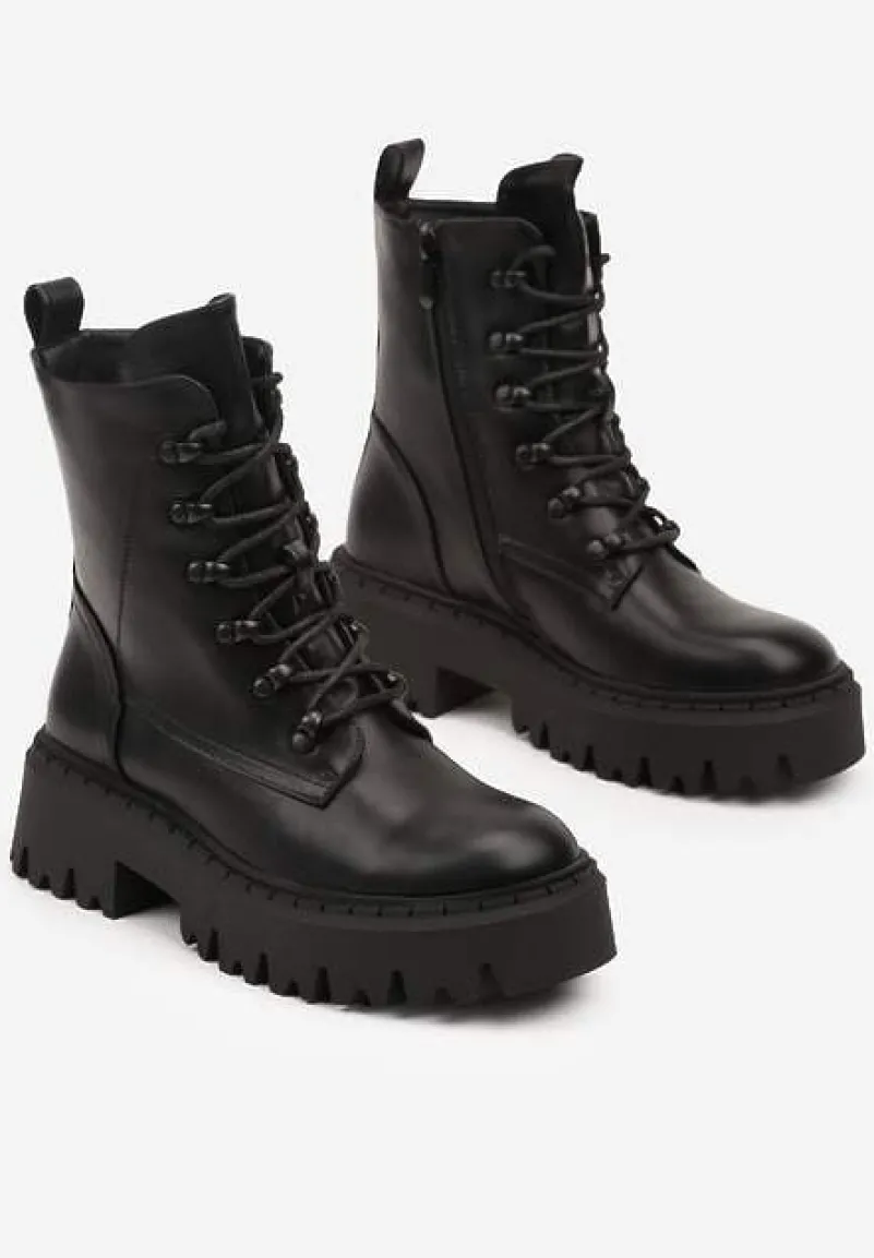 Czarne Ocieplane Botki Workery na Płaskiej Podeszwie ze Sznurowaniem Berilea