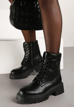 Czarne Ocieplane Sznurowane Botki Vices na Płaskiej Podeszwie Ozdobione Tłoczeniem Zerilea