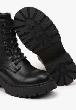Czarne Ocieplane Sznurowane Botki Vices na Płaskiej Podeszwie Ozdobione Tłoczeniem Zerilea