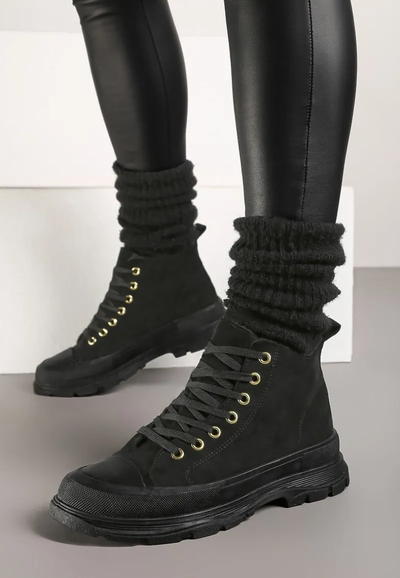 Czarne Ocieplane Trapery na Płaskiej Podeszwie ze Sznurowaniem Korirra