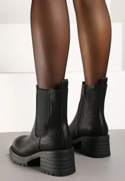 Czarne Ocieplone Botki na Słupku w Stylu Sztybletów Ozdobione z Boku Gumką Crethea