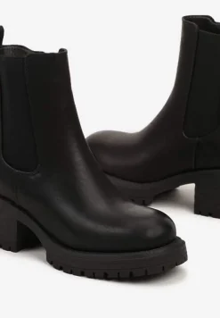 Czarne Ocieplone Botki na Słupku w Stylu Sztybletów Ozdobione z Boku Gumką Crethea