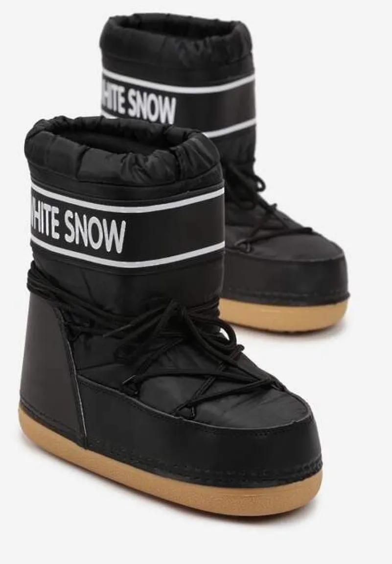 Czarne Ocieplone Śniegowce Wsuwane z Ozdobnym Napisem i Sznurowaniem Nalissa