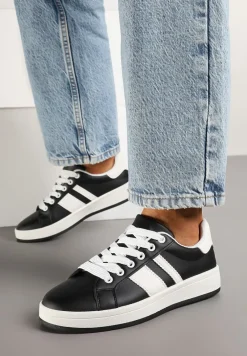 Czarne Płaskie Sneakersy z Paskiem Quinesi