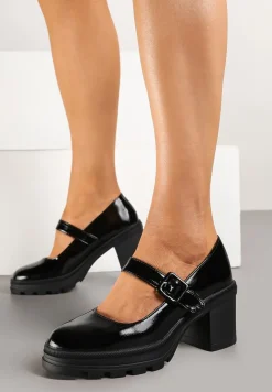 Czarne Półbuty Lakierowane na Słupku Wykończone Ozdobną Sprzączką Elenaria