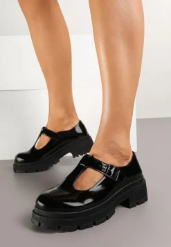 Czarne Półbuty Lakierowane na Płaskiej Podeszwie ze Sprzączkami Elondria
