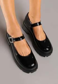 Czarne Półbuty Lakierowane na Platformie i Słupku Zapinane na Sprzączkę Anedela