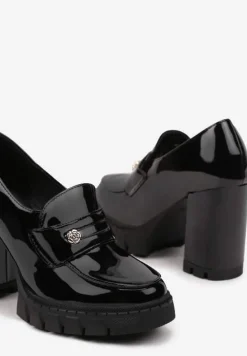 Czarne Półbuty Lakierowane na Platformie z Tłoczeniem i Słupku z Metaliczną Aplikacją Terevelle