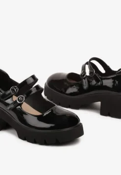 Czarne Półbuty Lakierowane na Słupku z Ozdobnymi Sprzączkami Ivathraea