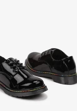 Czarne Półbuty Lakierowane ze Skóry Naturalnej z Kolorową Nitką Labrene