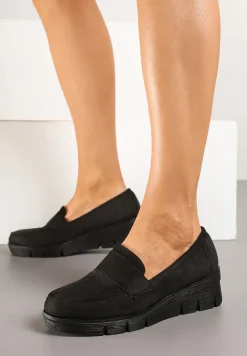 Czarne Półbuty Mokasyny na Koturnie z Wkładką ze Skóry Naturalnej Ozdobione Paskiem Zorvia