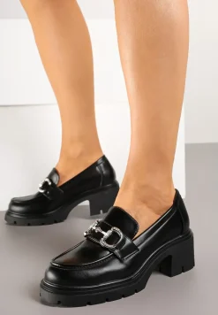 Czarne Półbuty Mokasyny na Słupku Ozdobione Klamrą i Cyrkoniami Lenlisa