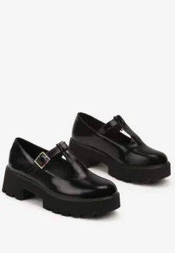 Czarne Półbuty na Grubej Podeszwie z Zapięciem na Sprzączkę Mevastra